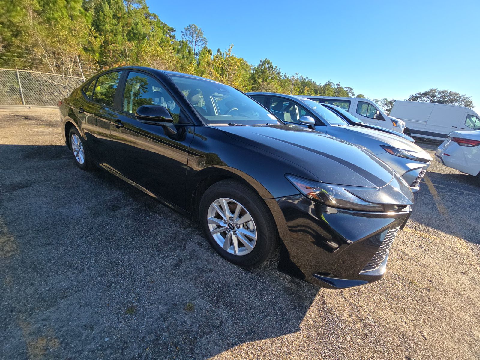 2025 Toyota Camry LE FWD