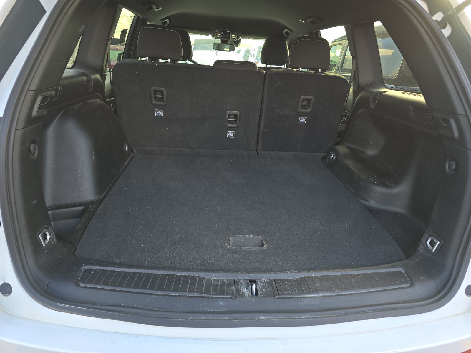 2024 Jeep Grand Cherokee Laredo AWD