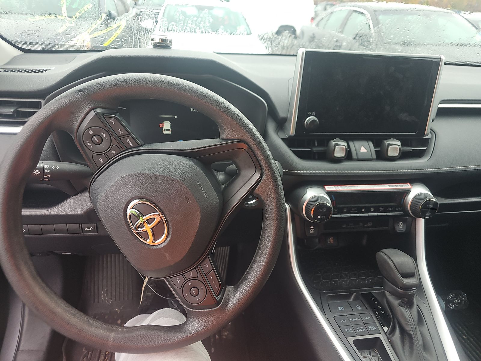 2025 Toyota RAV4 XLE AWD