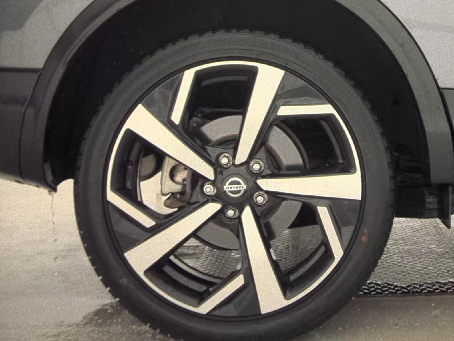 2022 Nissan Rogue Sport SL AWD