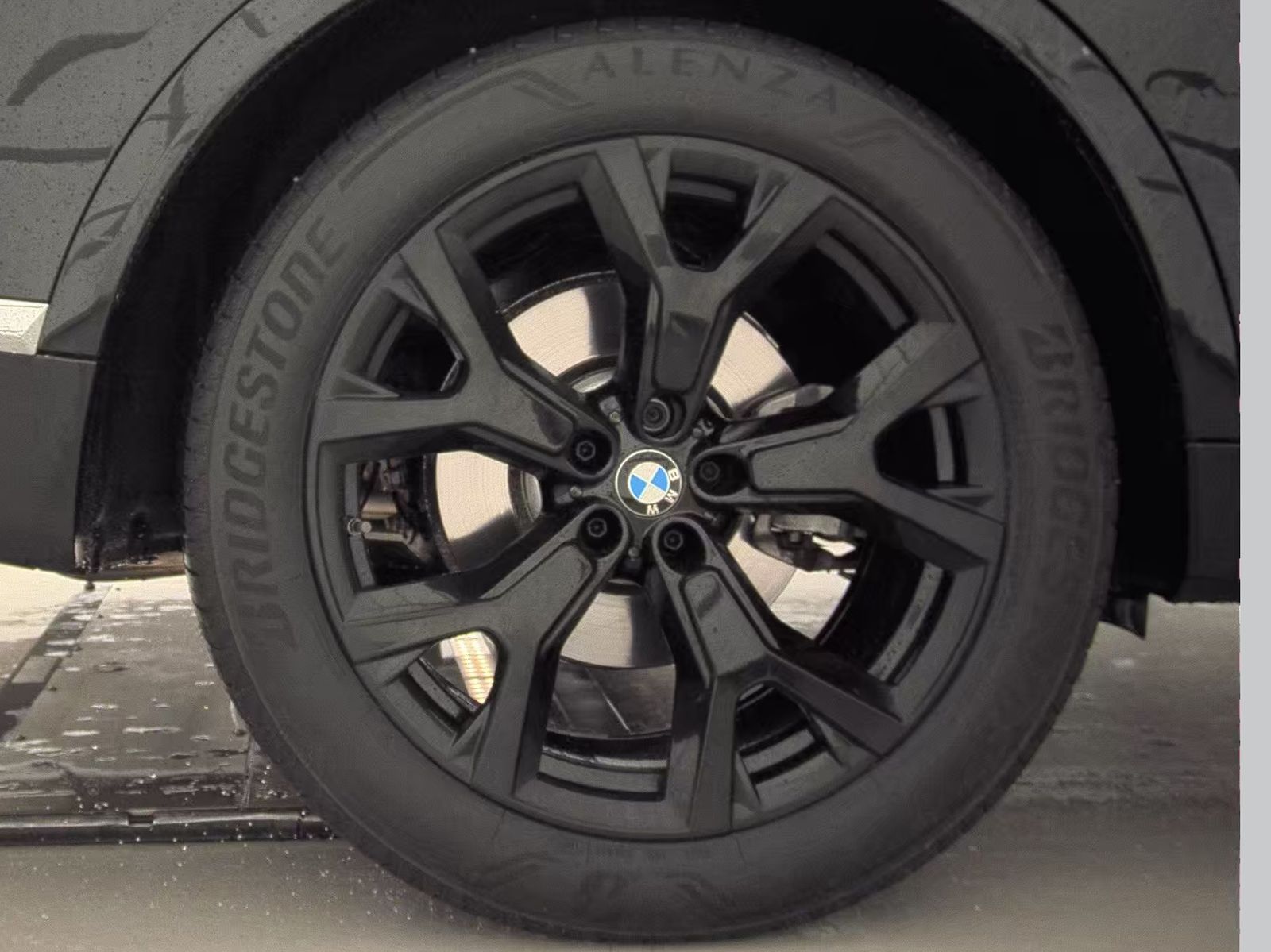 2024 BMW X7 xDrive40i AWD