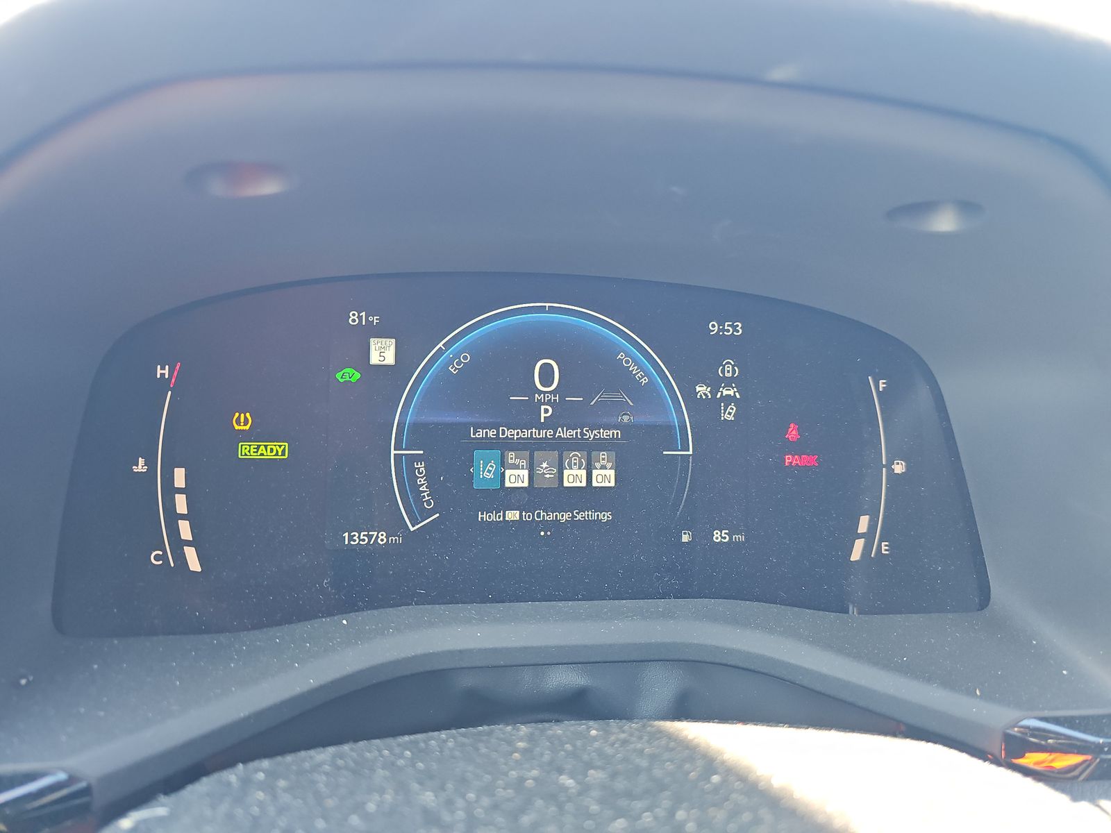 2025 Toyota Camry LE FWD