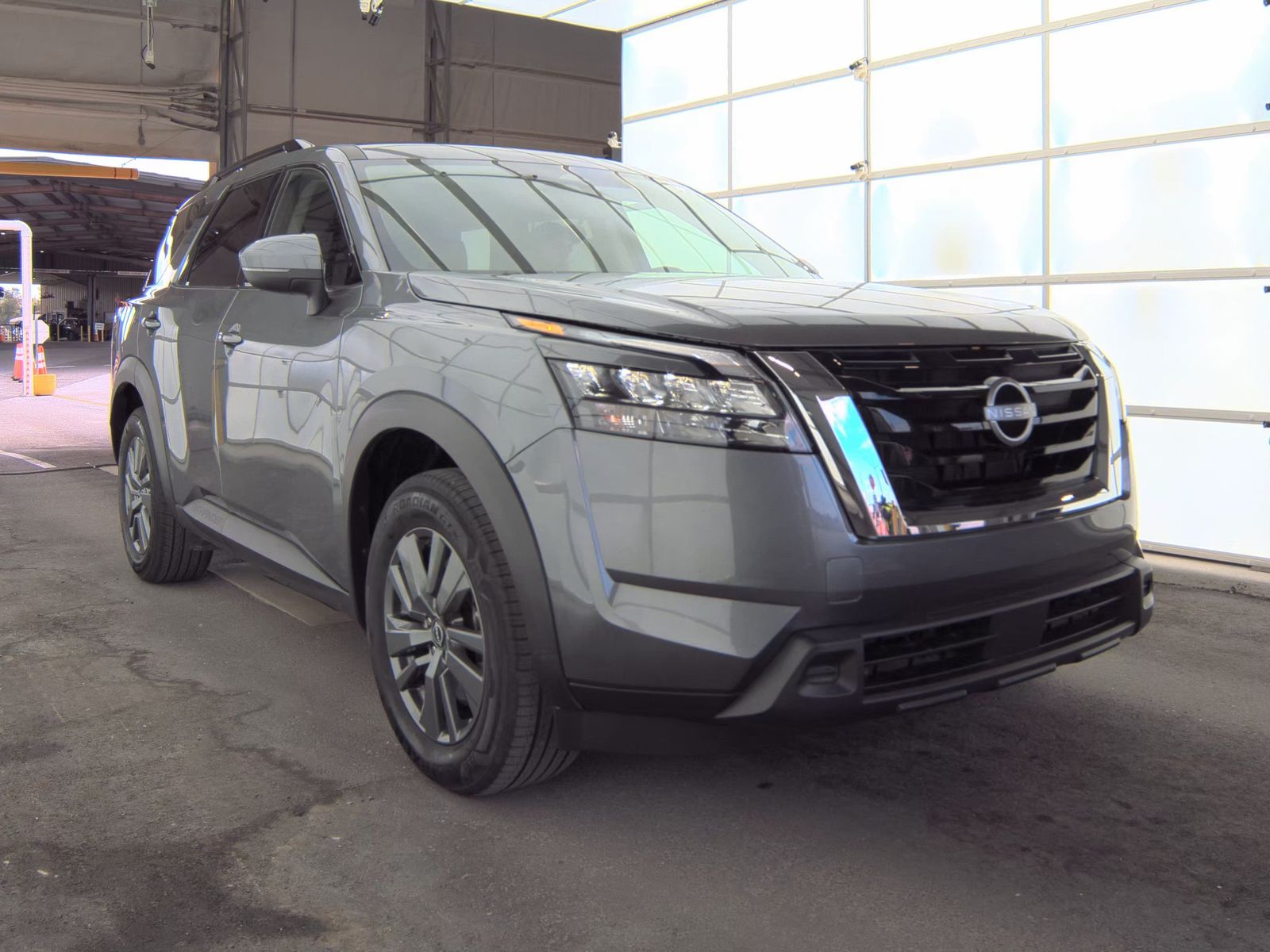 2025 Nissan Pathfinder SV FWD
