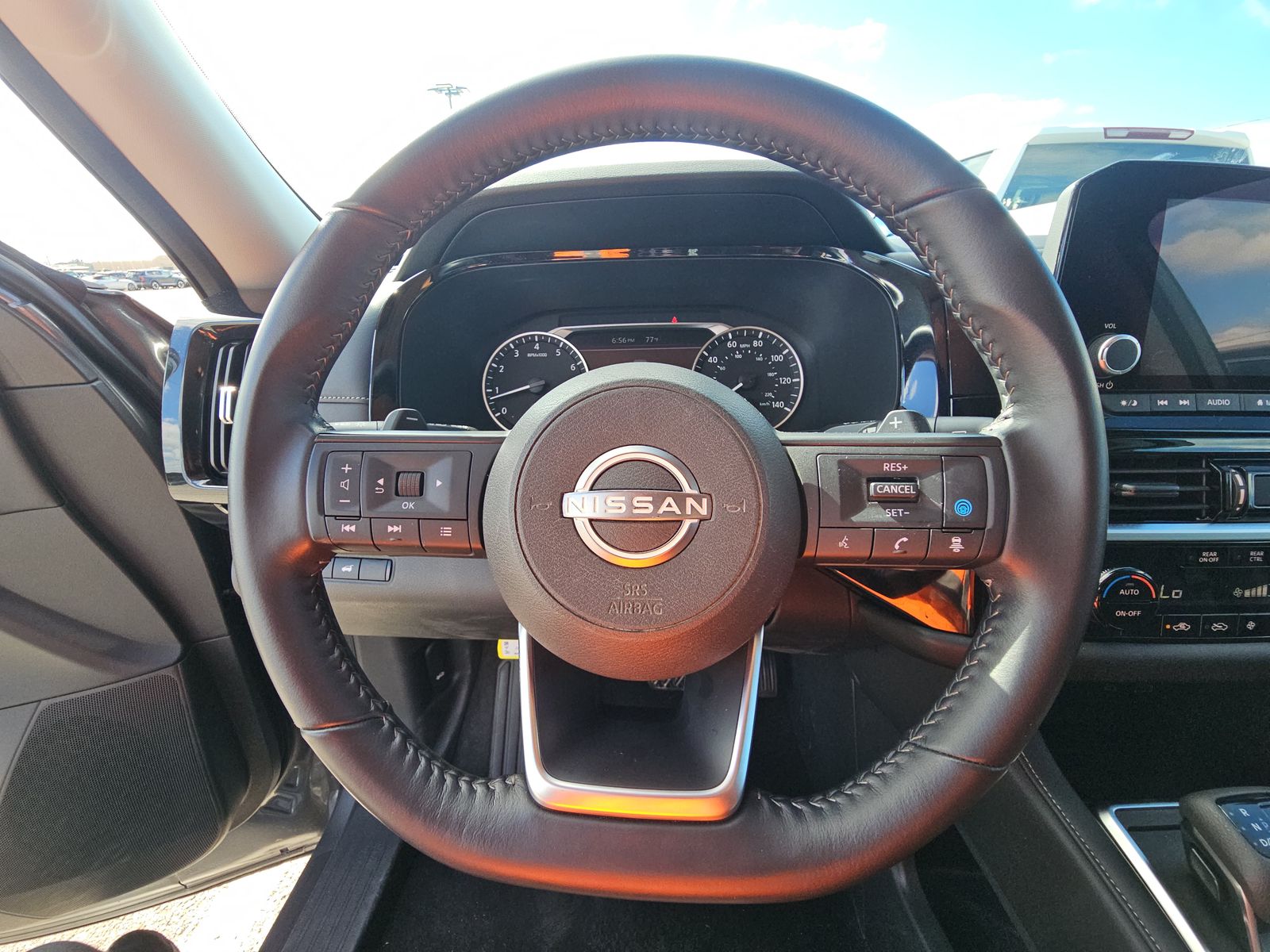 2025 Nissan Pathfinder SV FWD