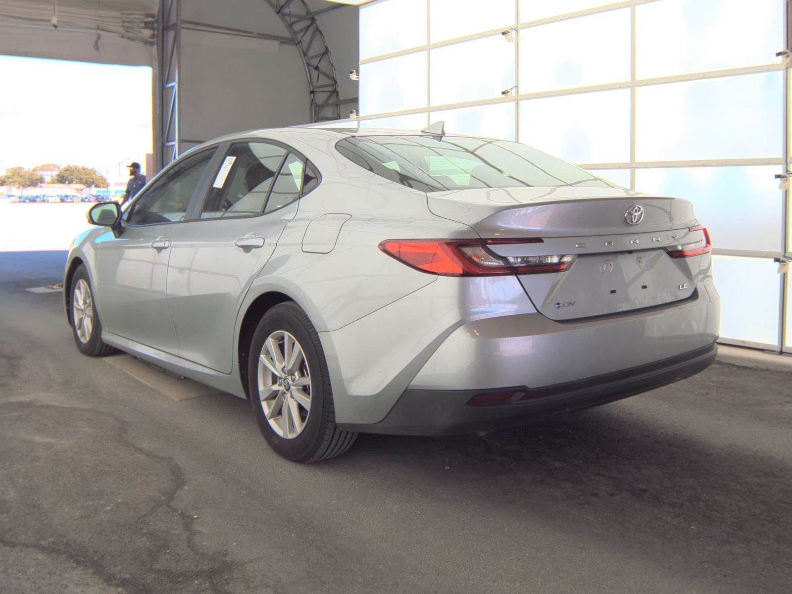 2025 Toyota Camry LE FWD