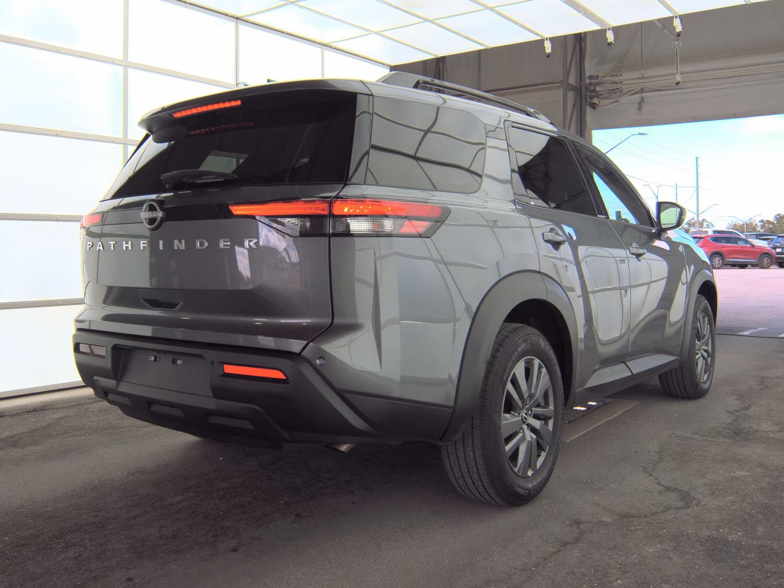 2025 Nissan Pathfinder SV FWD