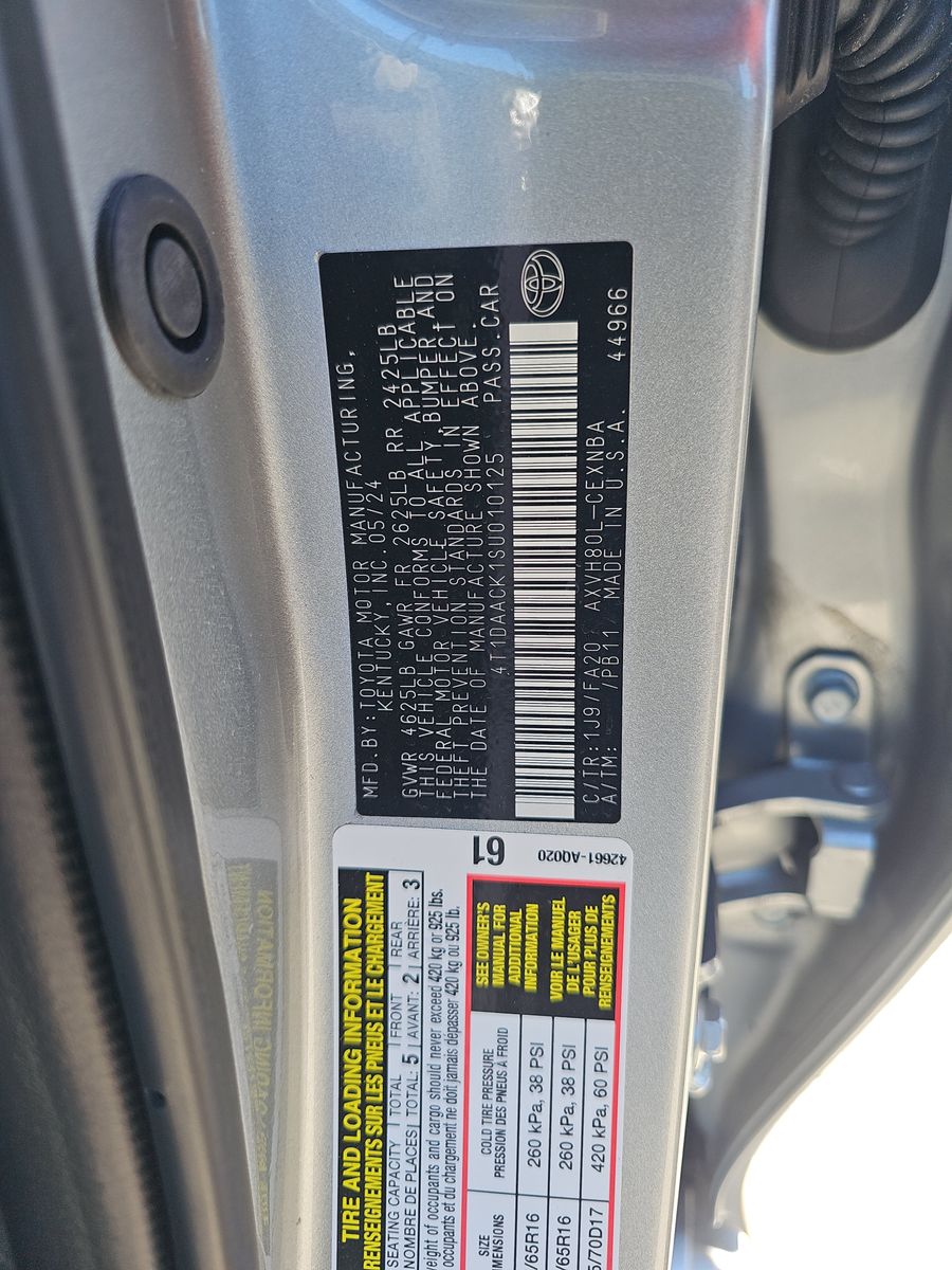 2025 Toyota Camry LE FWD