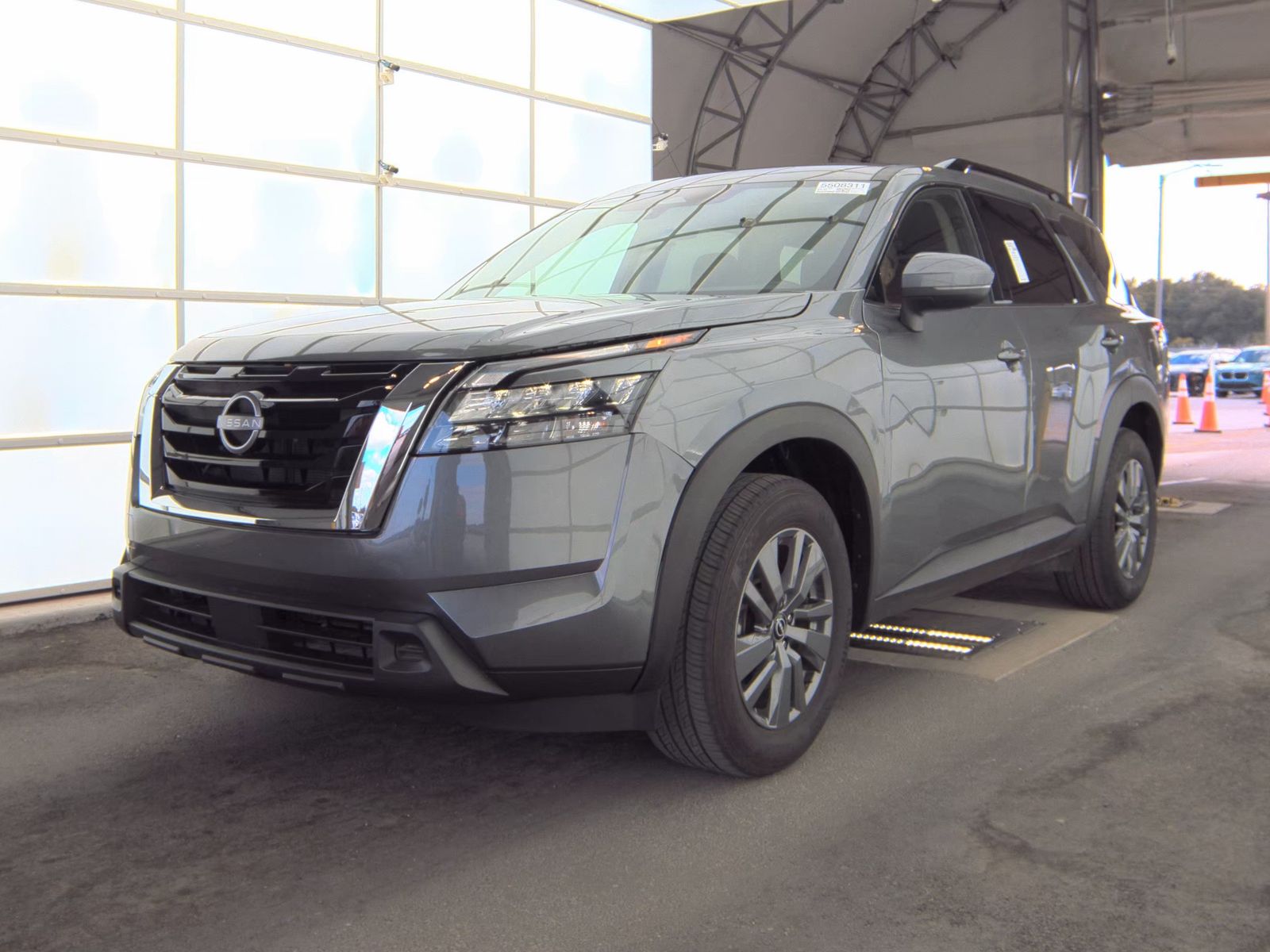 2025 Nissan Pathfinder SV FWD