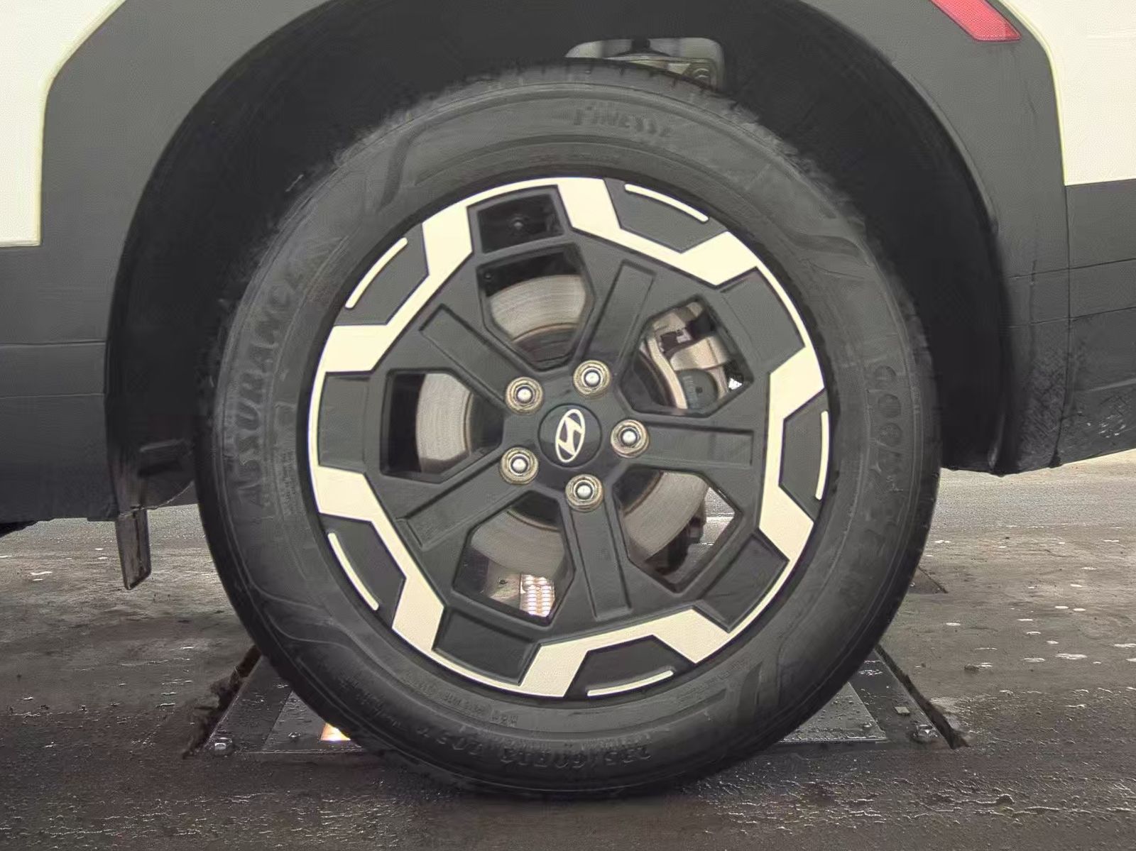 2024 Hyundai Santa Fe SEL FWD