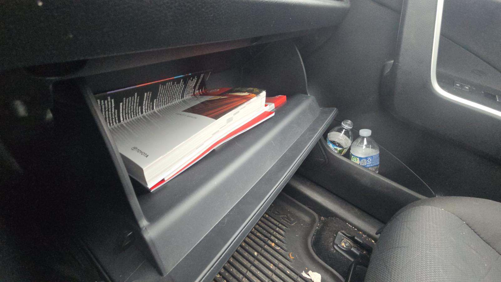 2025 Toyota RAV4 XLE AWD