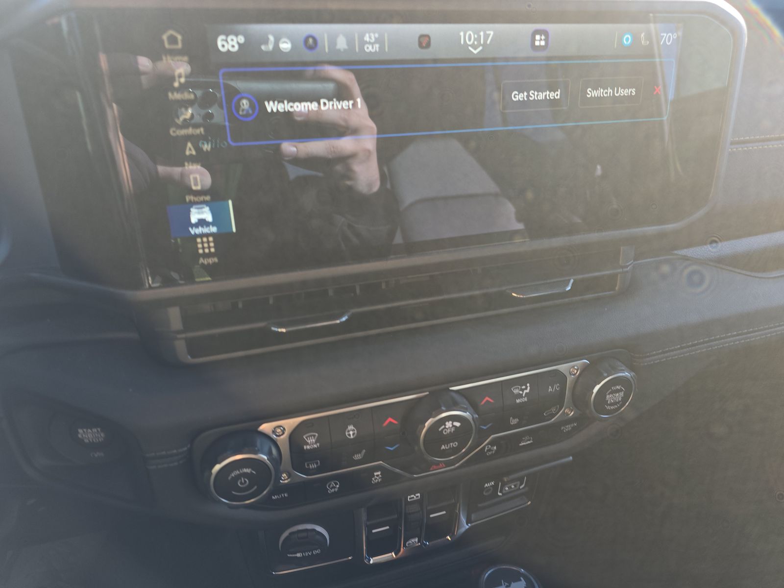 2024 Jeep Wrangler Sahara AWD