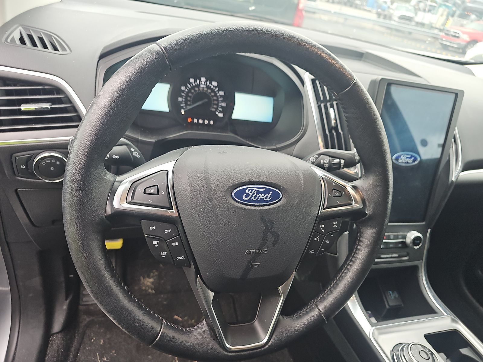 2024 Ford Edge Titanium AWD