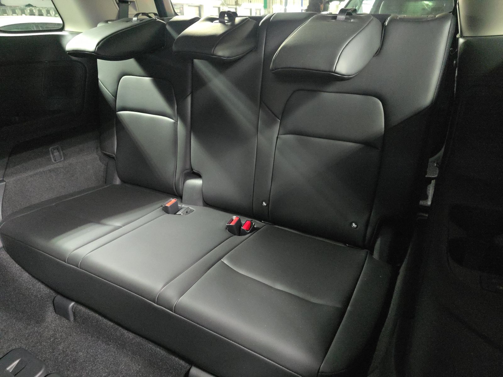 2025 Nissan Pathfinder Platinum FWD