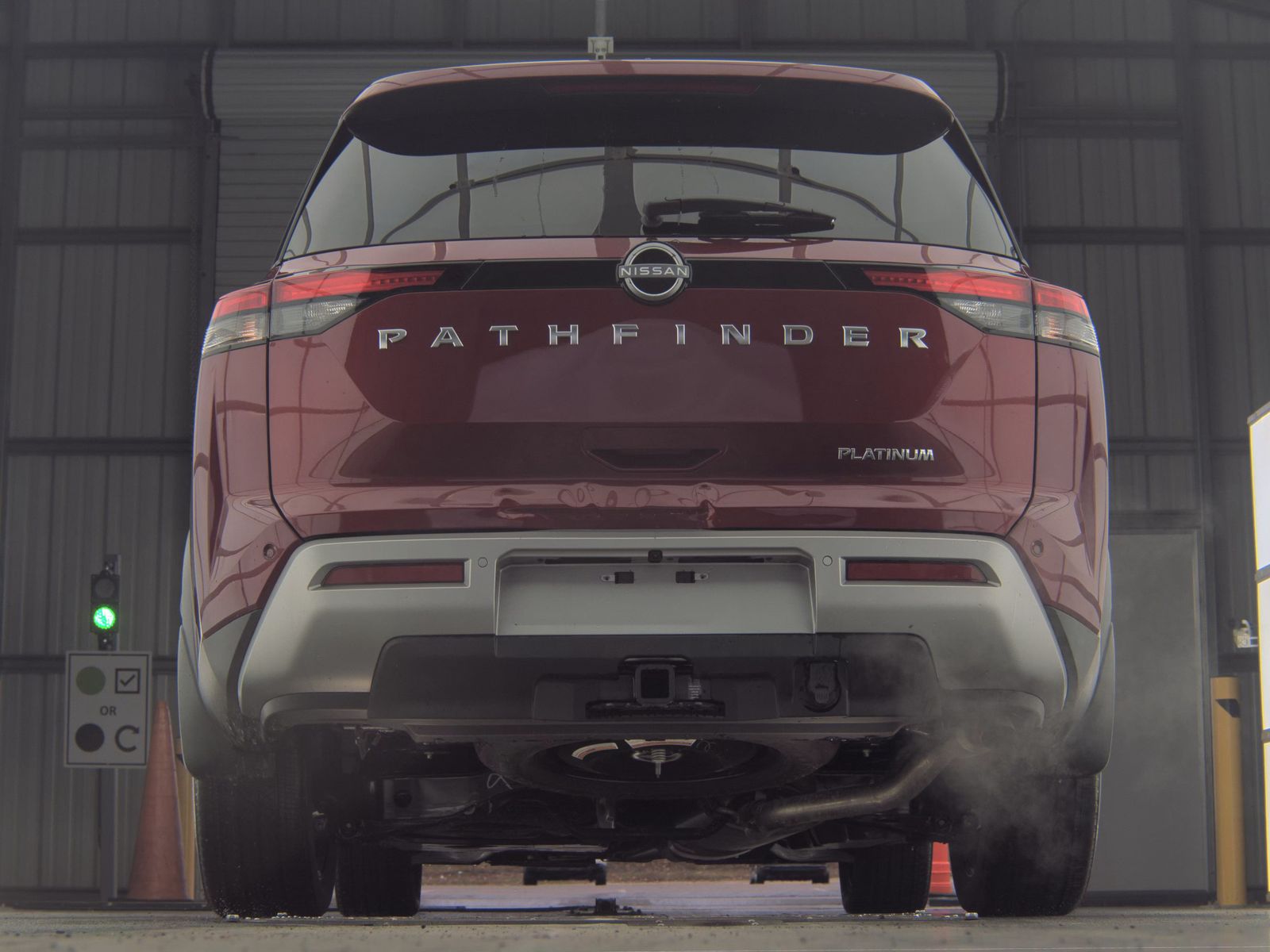 2025 Nissan Pathfinder Platinum FWD