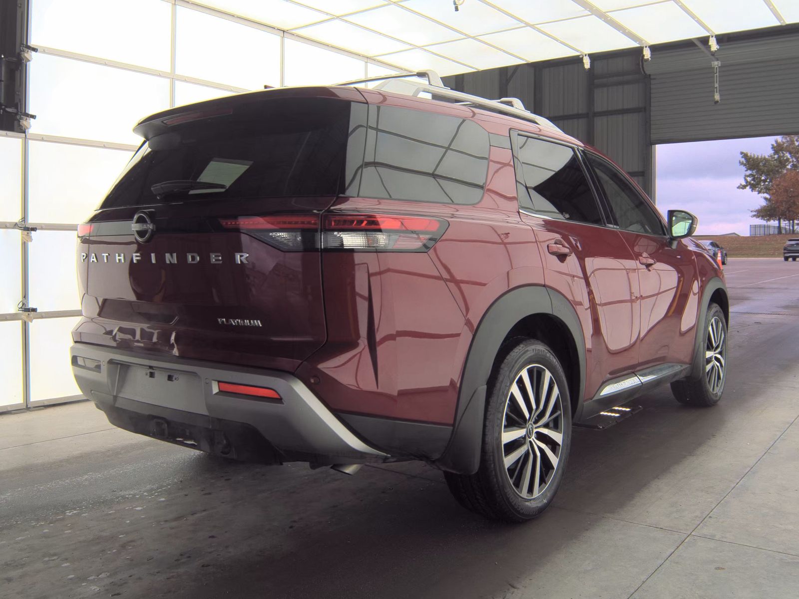 2025 Nissan Pathfinder Platinum FWD