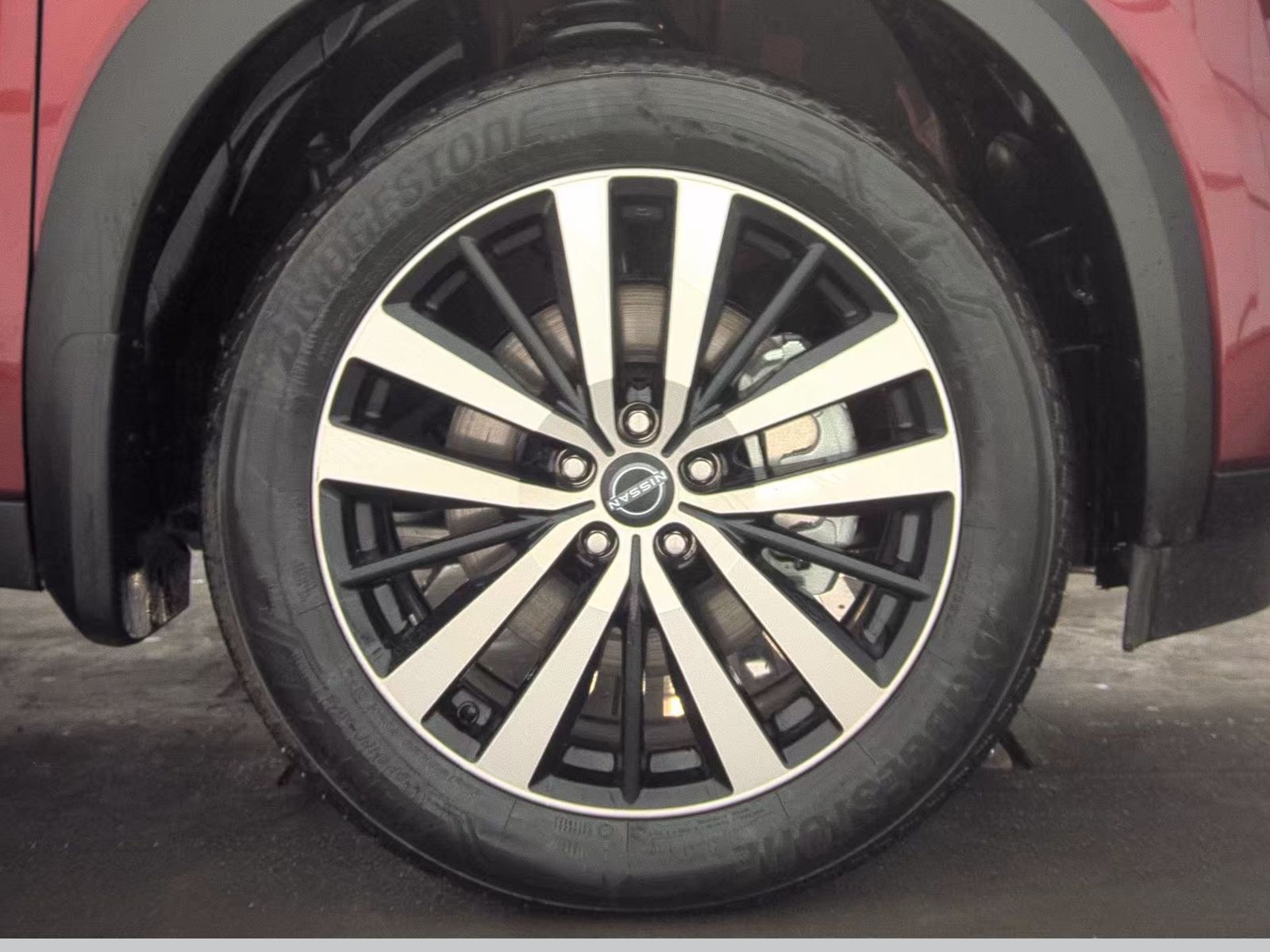 2025 Nissan Pathfinder Platinum FWD