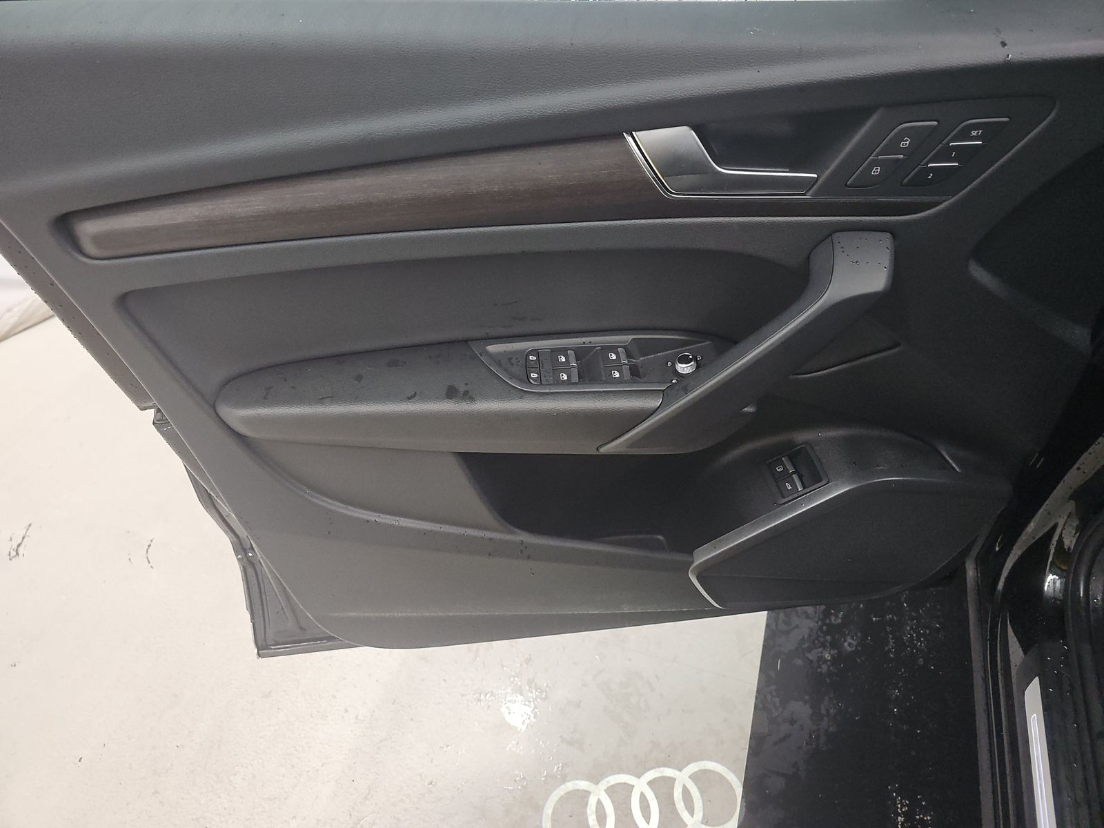 2024 Audi Q5 e Plug-In Hybrid S line Premium AWD