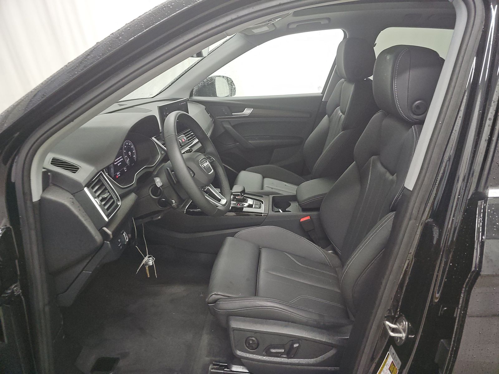 2024 Audi Q5 e Plug-In Hybrid S line Premium AWD