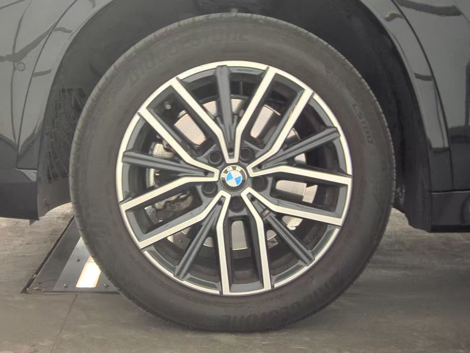 2025 BMW X1 xDrive28i AWD