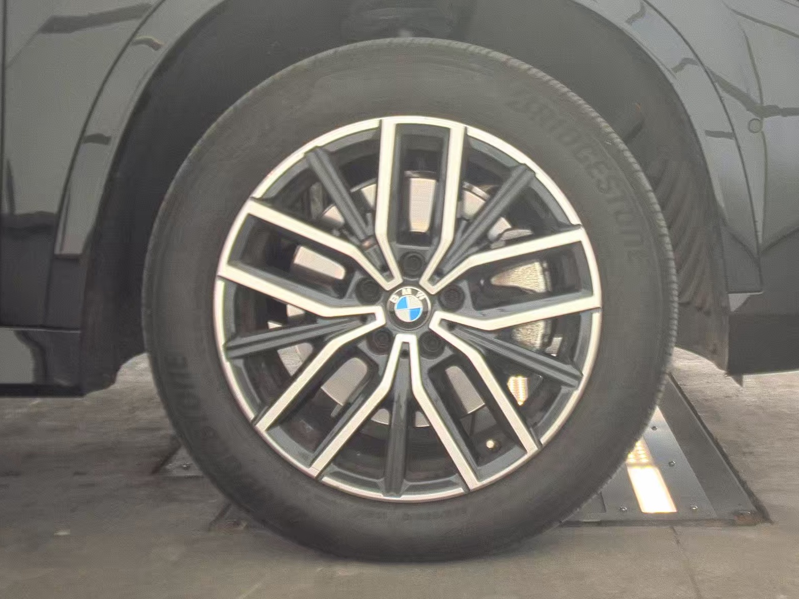 2025 BMW X1 xDrive28i AWD