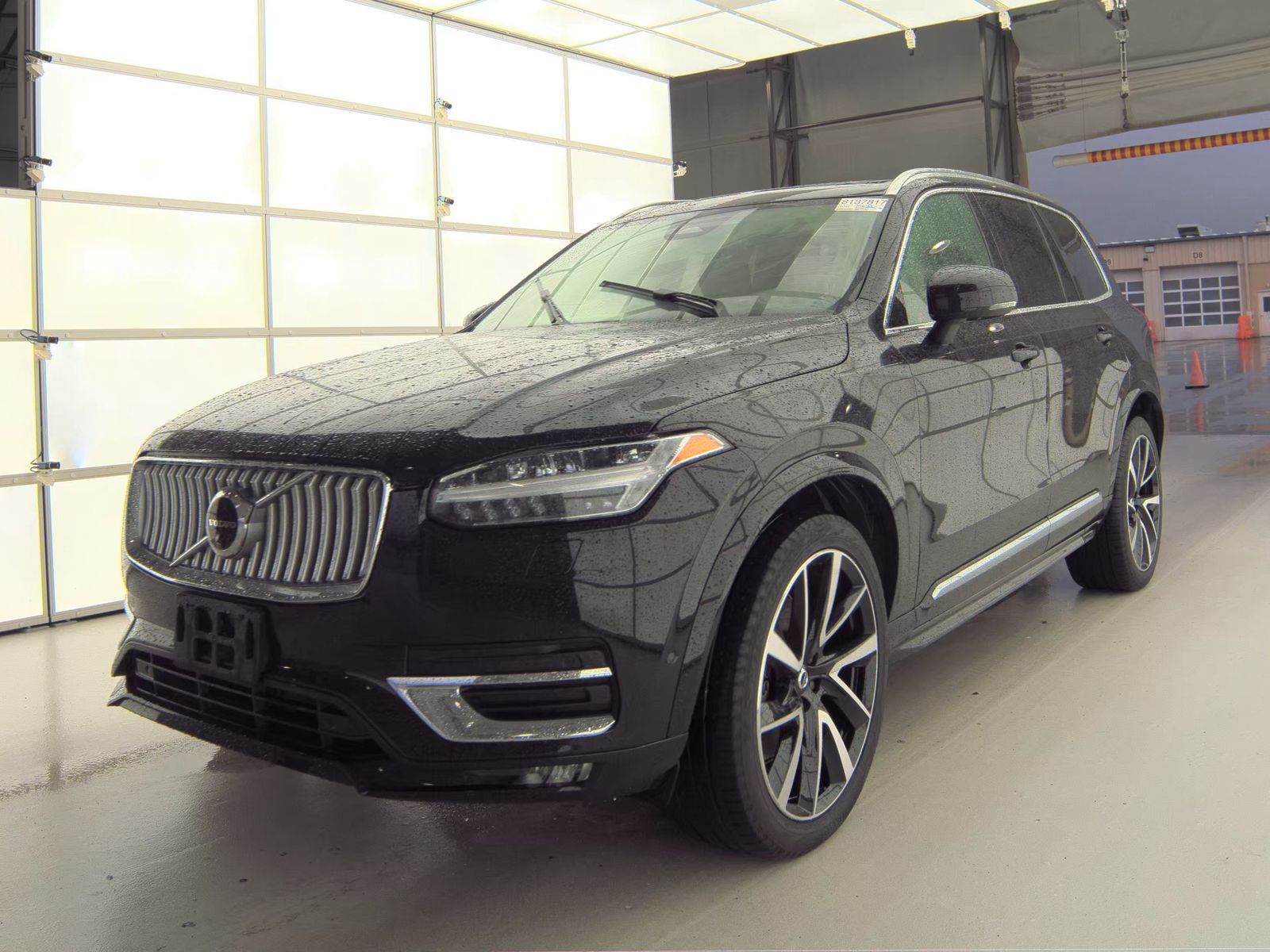 2024 Volvo XC90 B5 Plus AWD