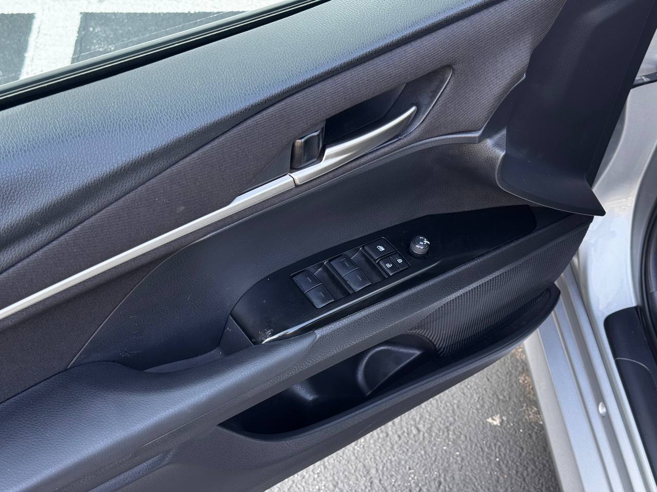 2025 Toyota Camry LE FWD