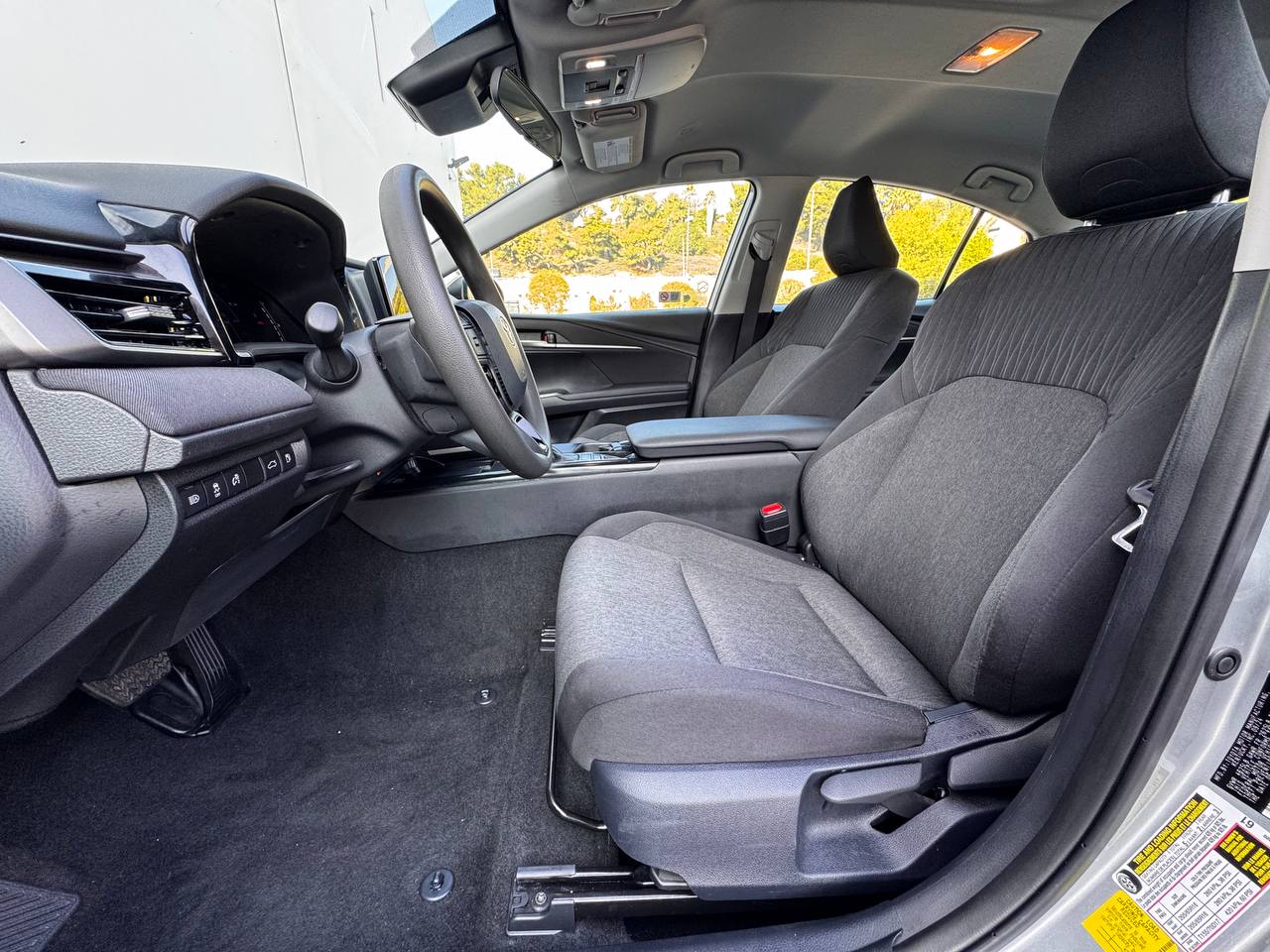 2025 Toyota Camry LE FWD