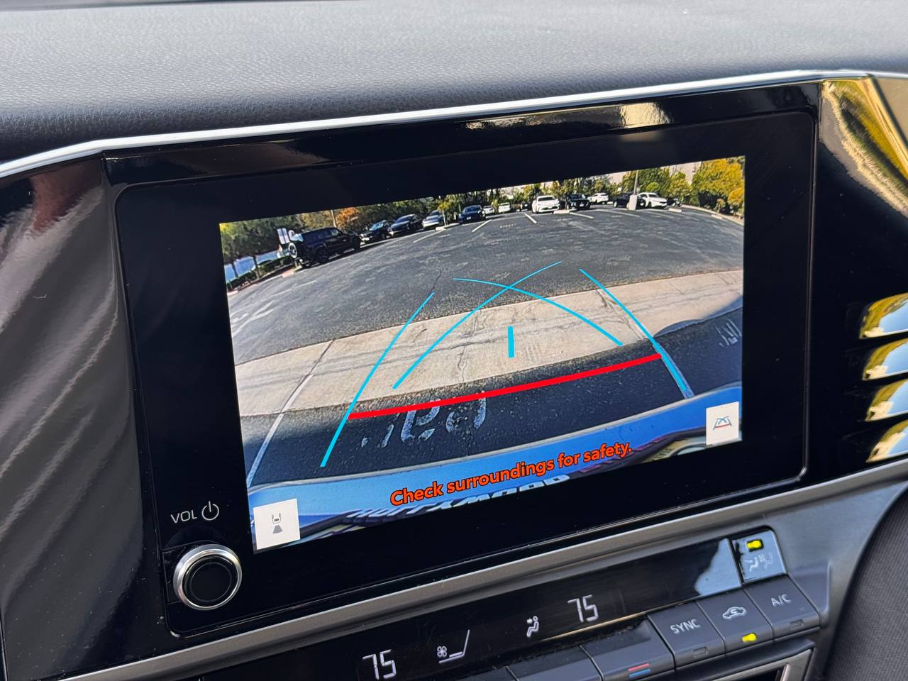 2025 Toyota Camry LE FWD