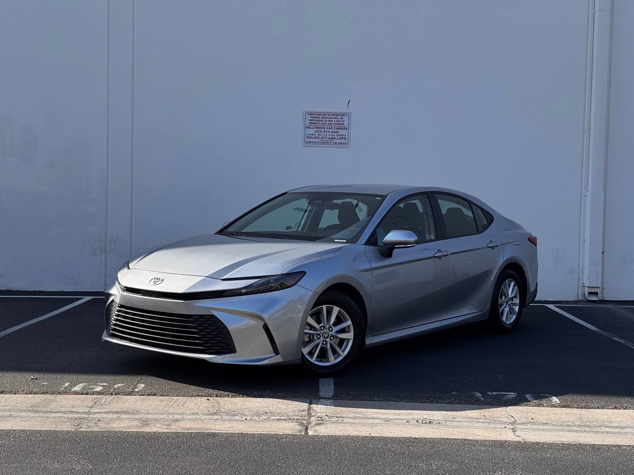 2025 Toyota Camry LE FWD