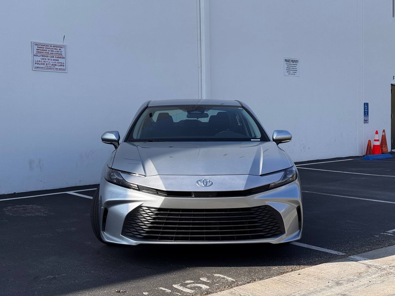 2025 Toyota Camry LE FWD