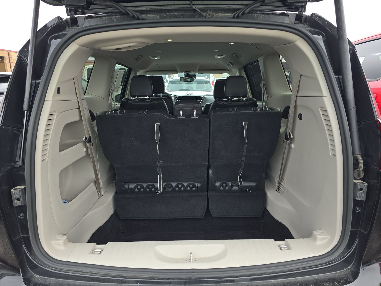 2024 Chrysler Pacifica Touring L FWD