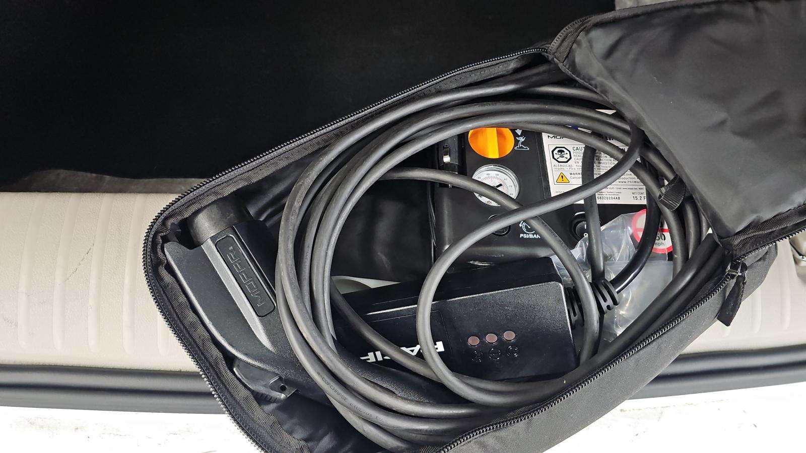 2024 Chrysler Pacifica Hybrid Select FWD