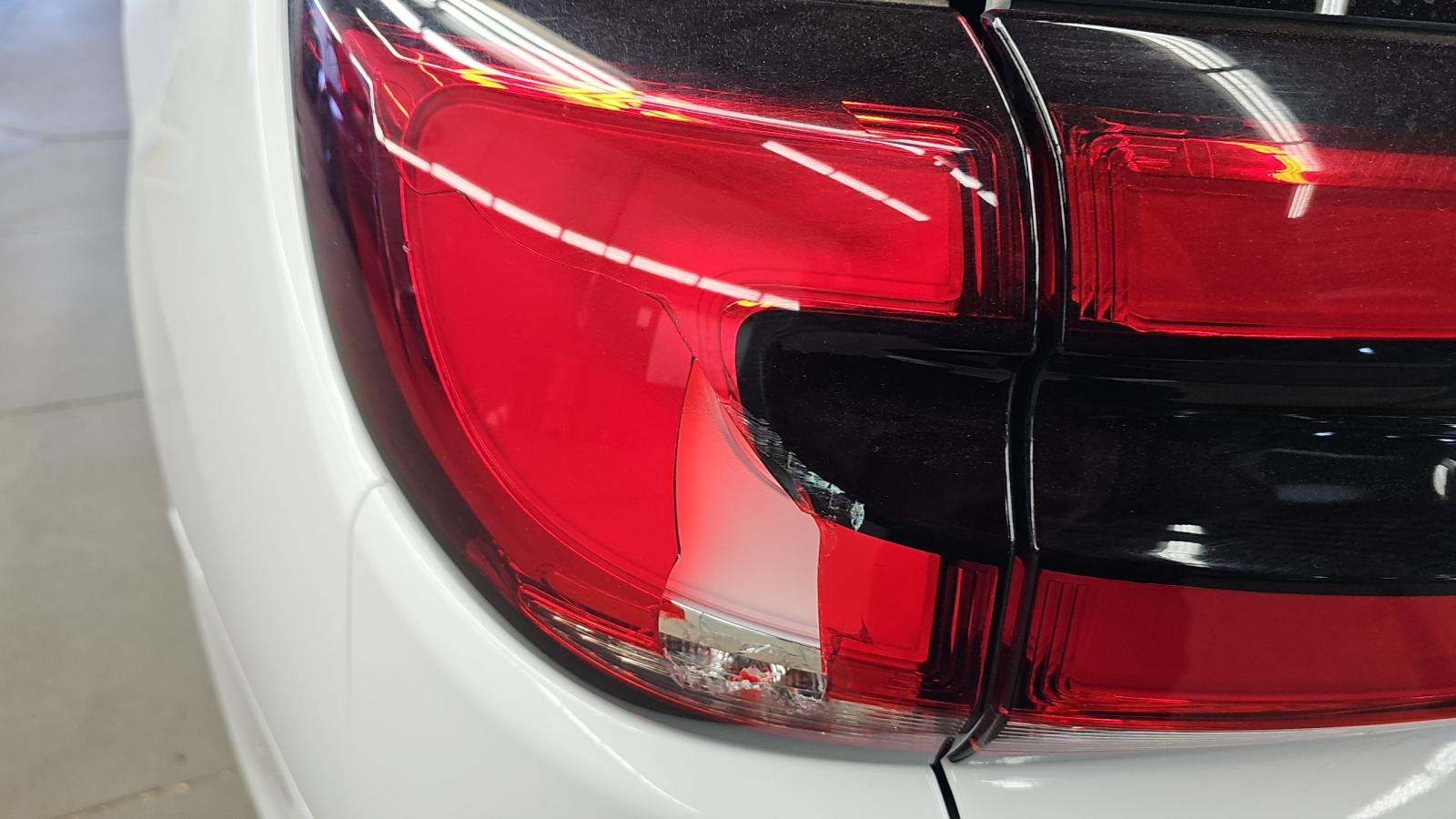 2024 Chrysler Pacifica Hybrid Select FWD