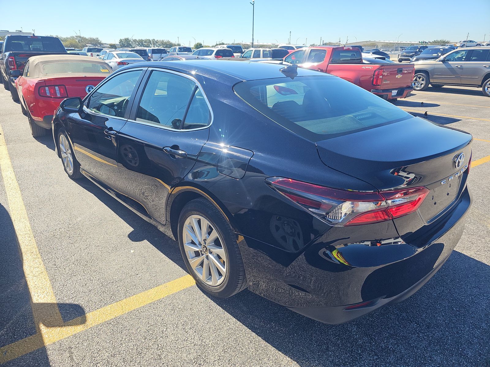 2024 Toyota Camry LE FWD