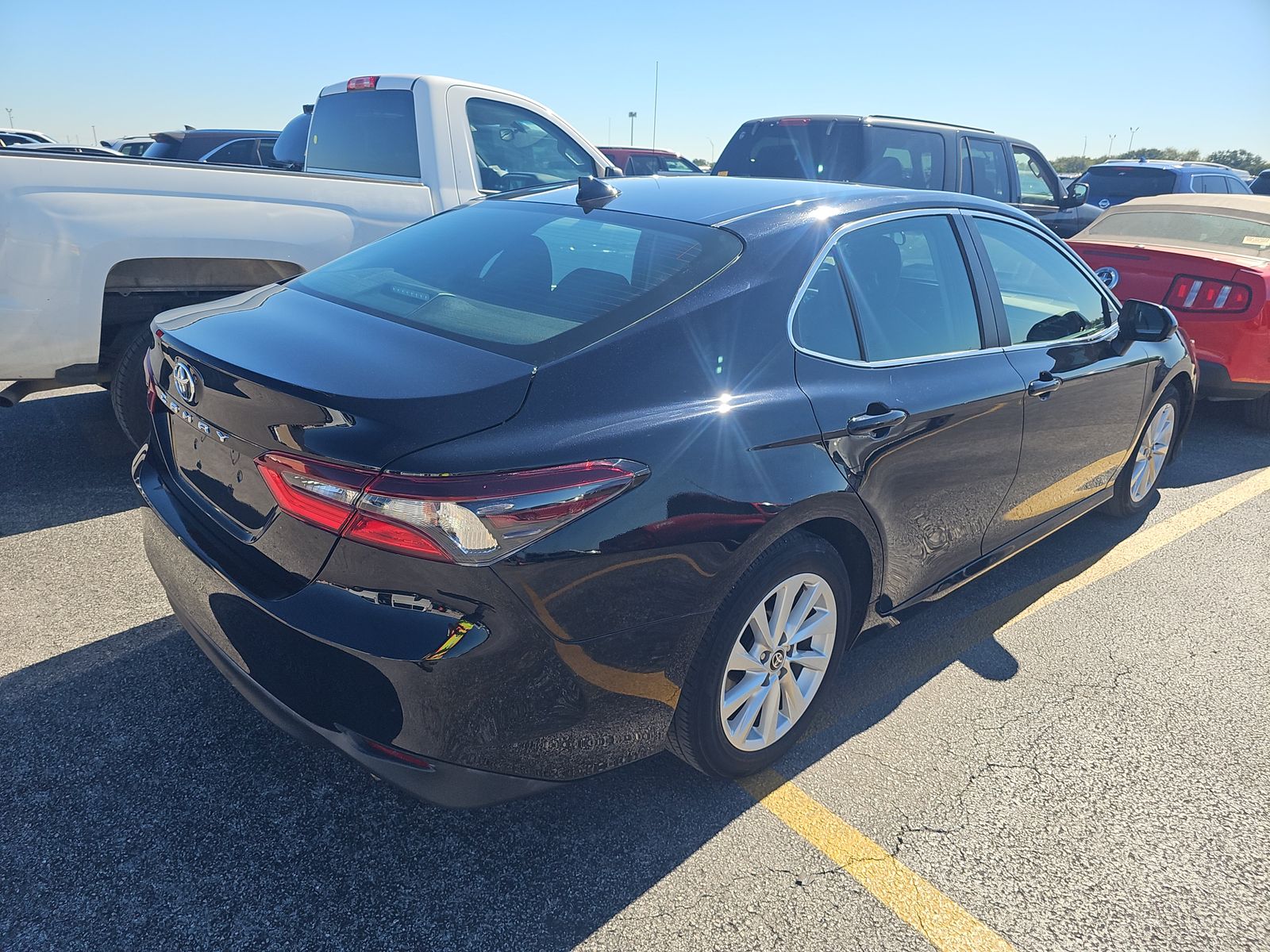 2024 Toyota Camry LE FWD