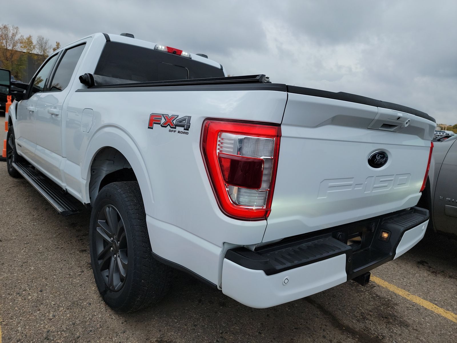 2023 Ford F-150 Hybrid Lariat AWD