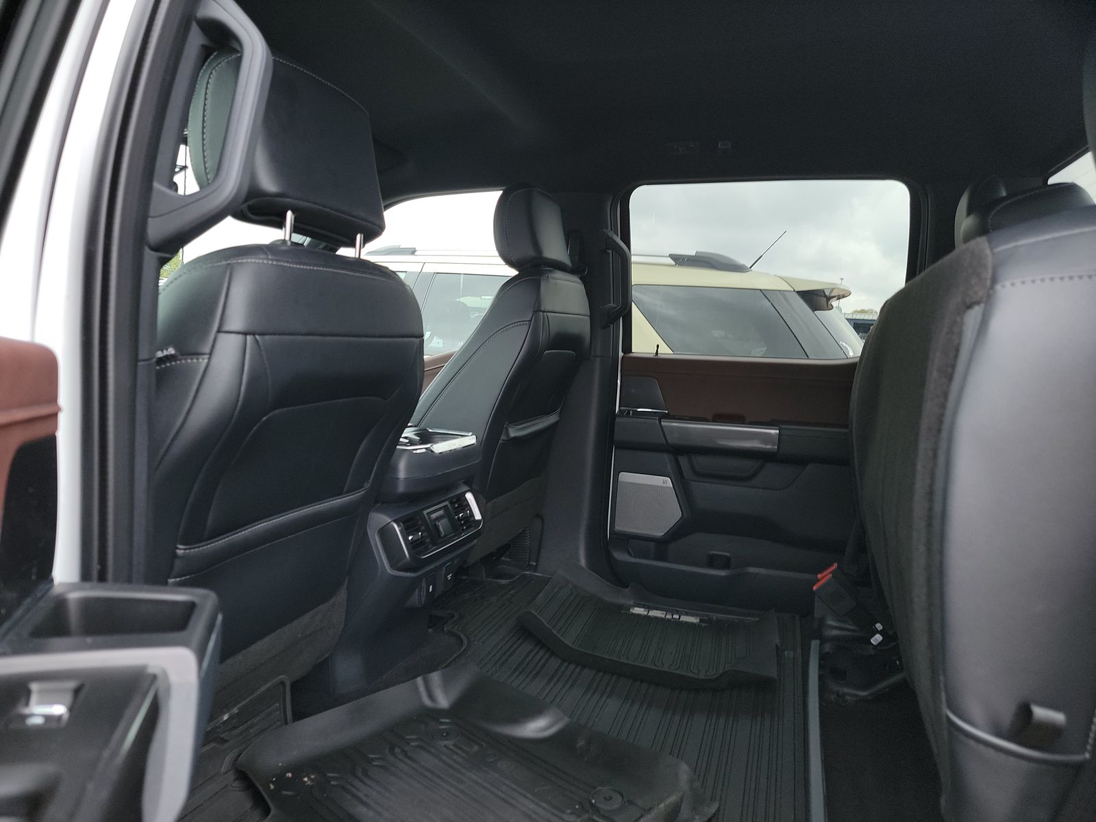 2023 Ford F-150 Hybrid Lariat AWD