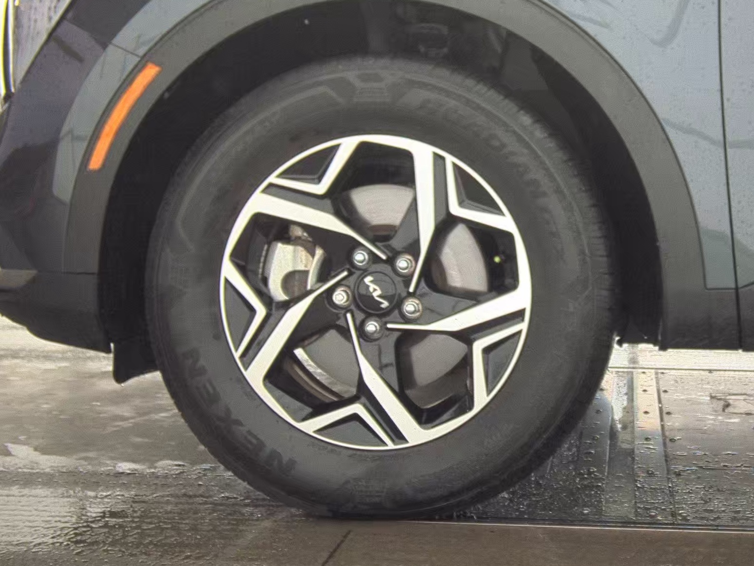 2023 Kia Sportage LX AWD