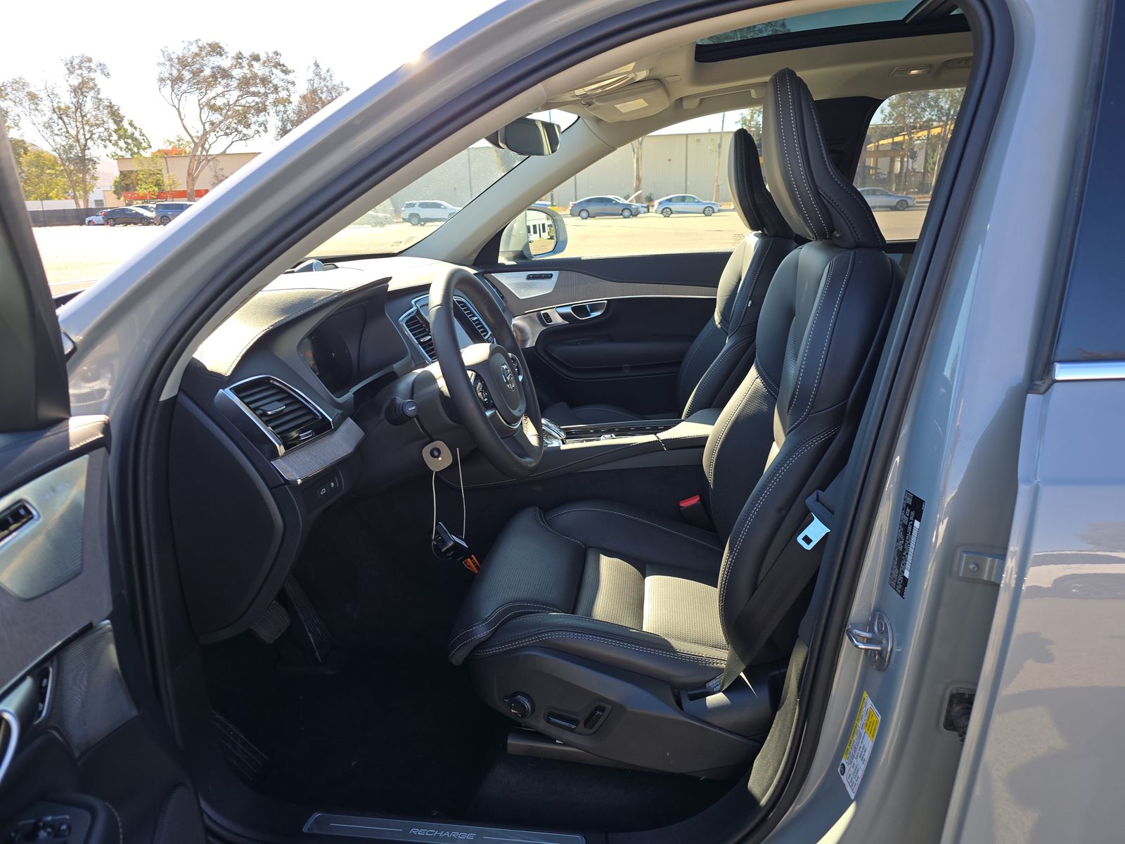 2024 Volvo XC90 Recharge T8 Ultimate AWD