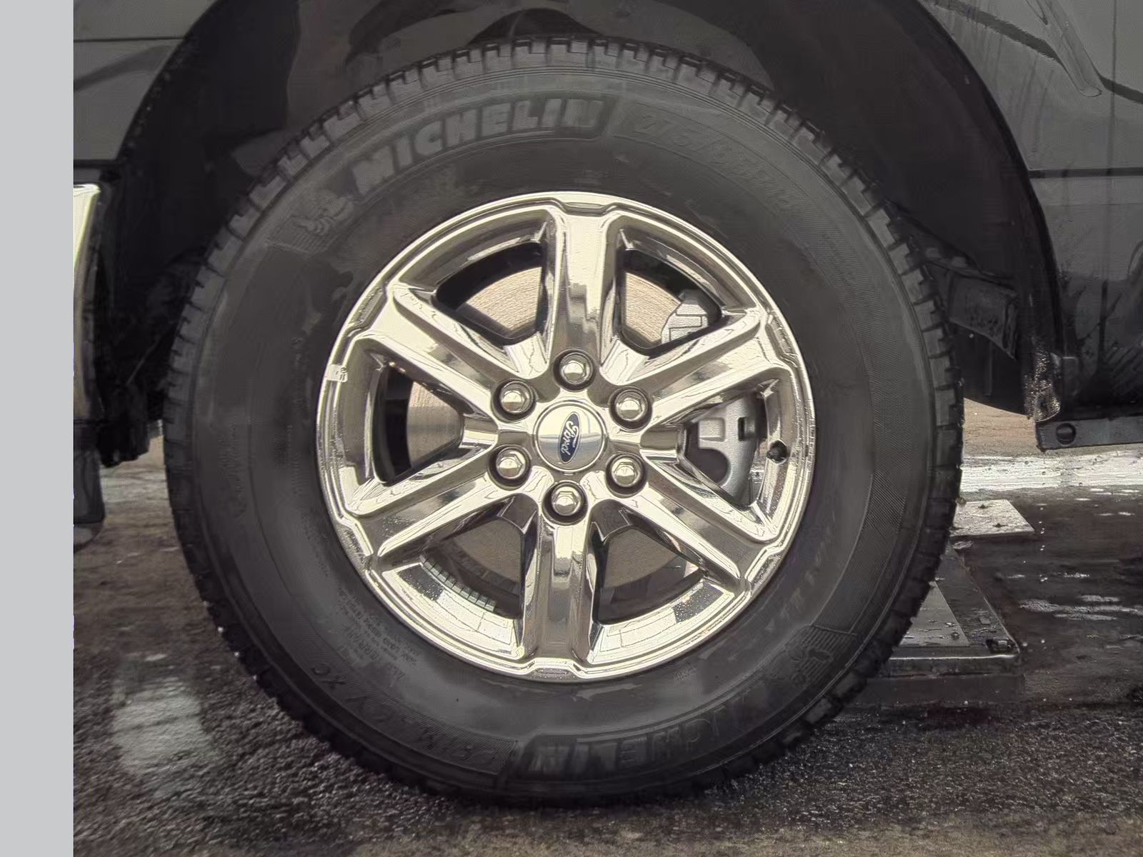 2024 Ford F-150 XLT AWD