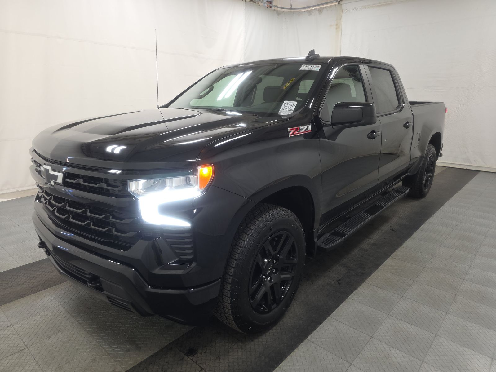 2023 Chevrolet Silverado 1500 RST AWD