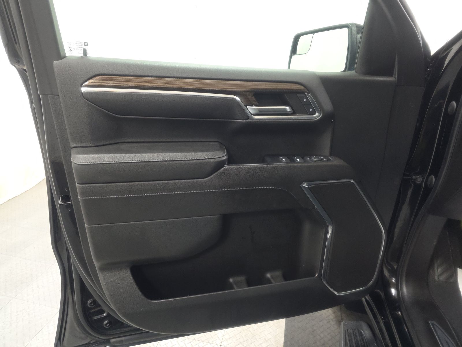 2023 Chevrolet Silverado 1500 RST AWD