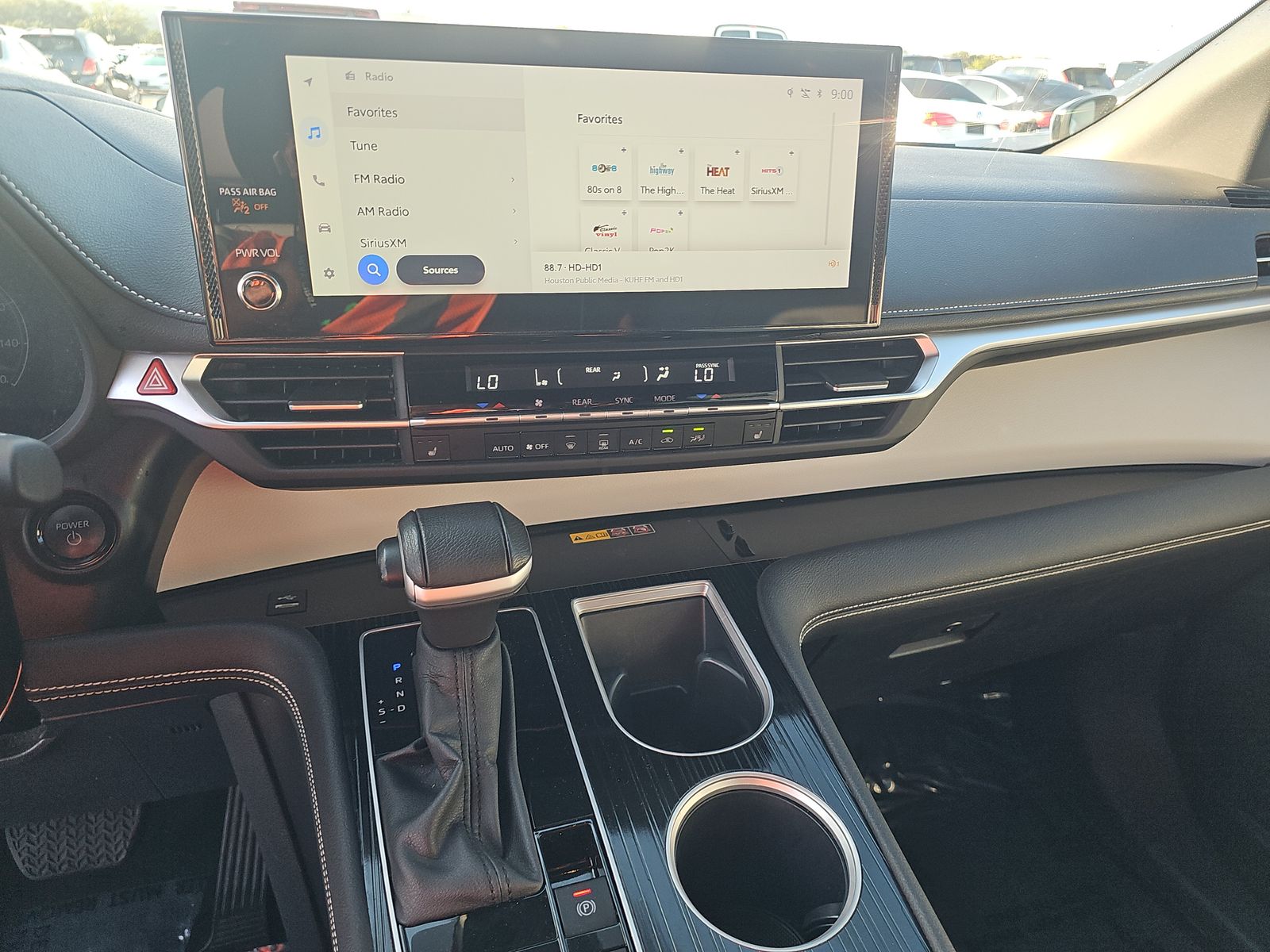 2025 Toyota Sienna XSE FWD