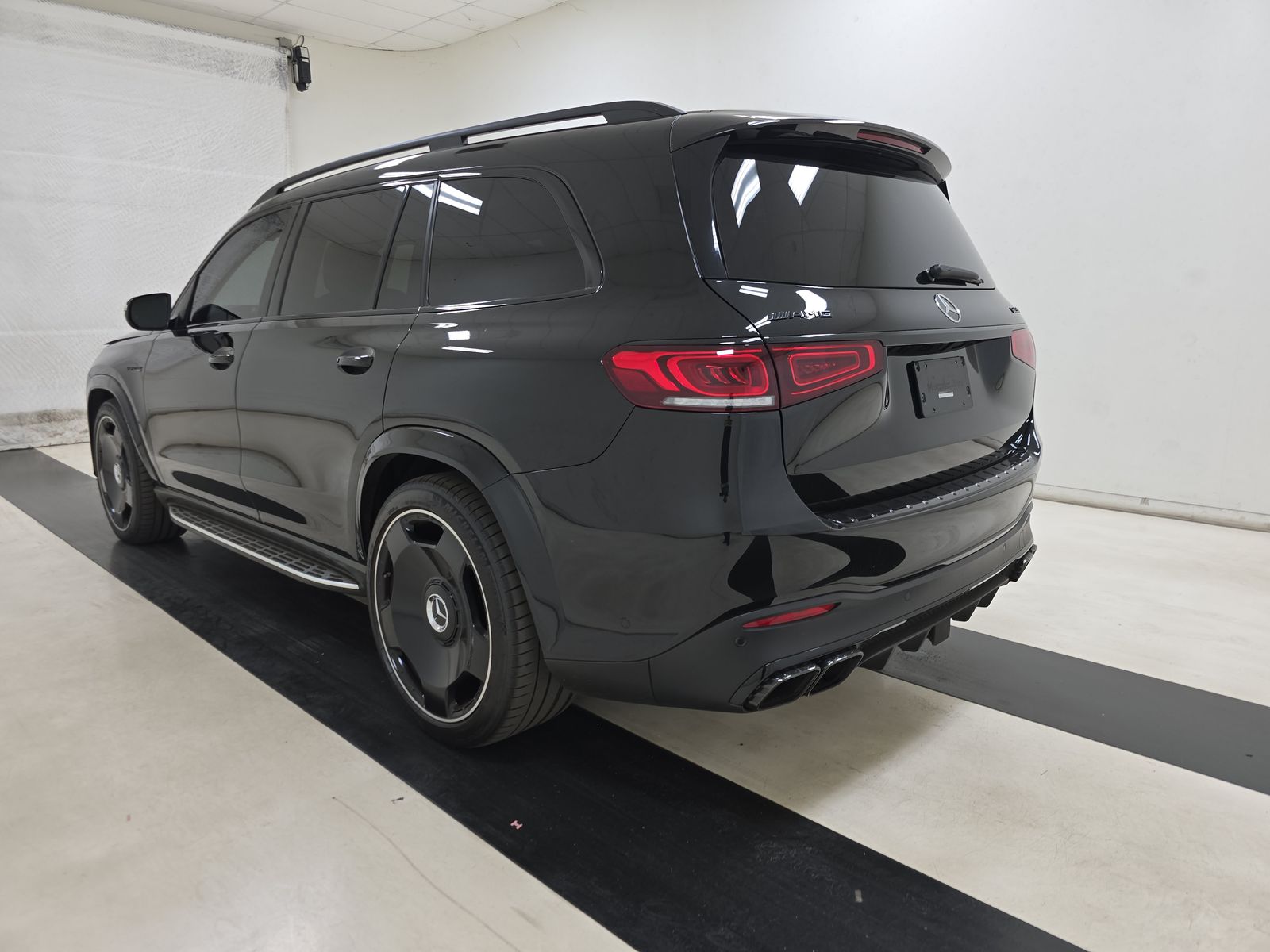 2023 Mercedes-Benz GLS AMG GLS 63 AWD