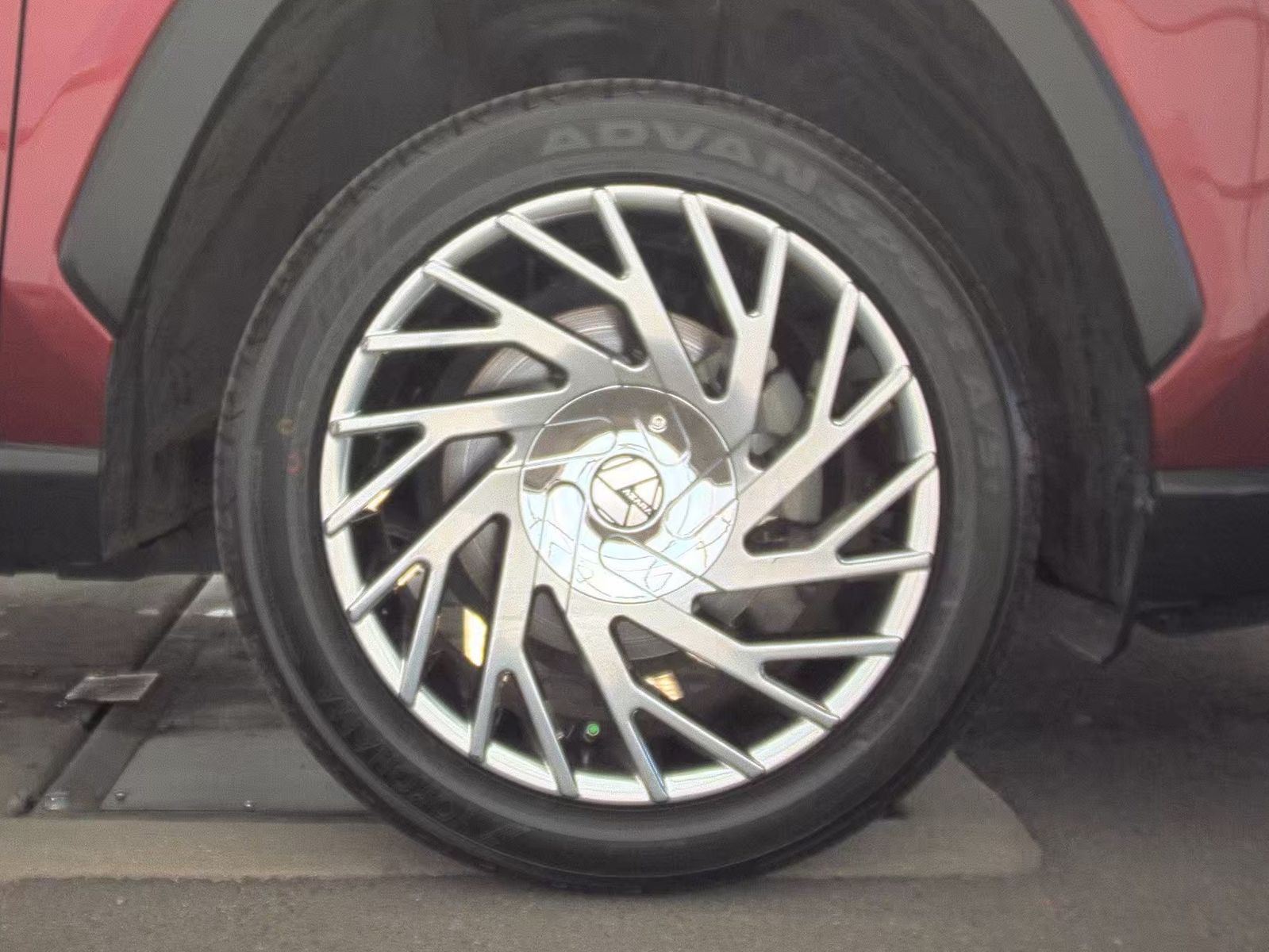 2023 Toyota RAV4 XLE FWD