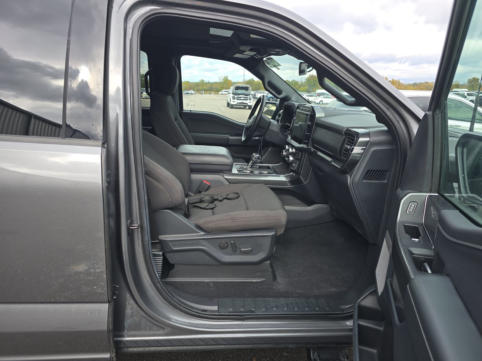 2023 Ford F-150 XLT AWD