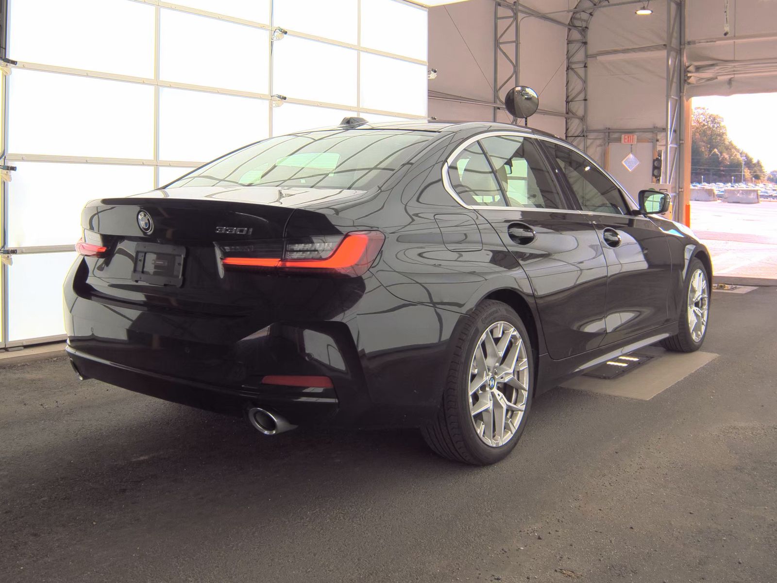 2025 BMW 3 Series 330i RWD