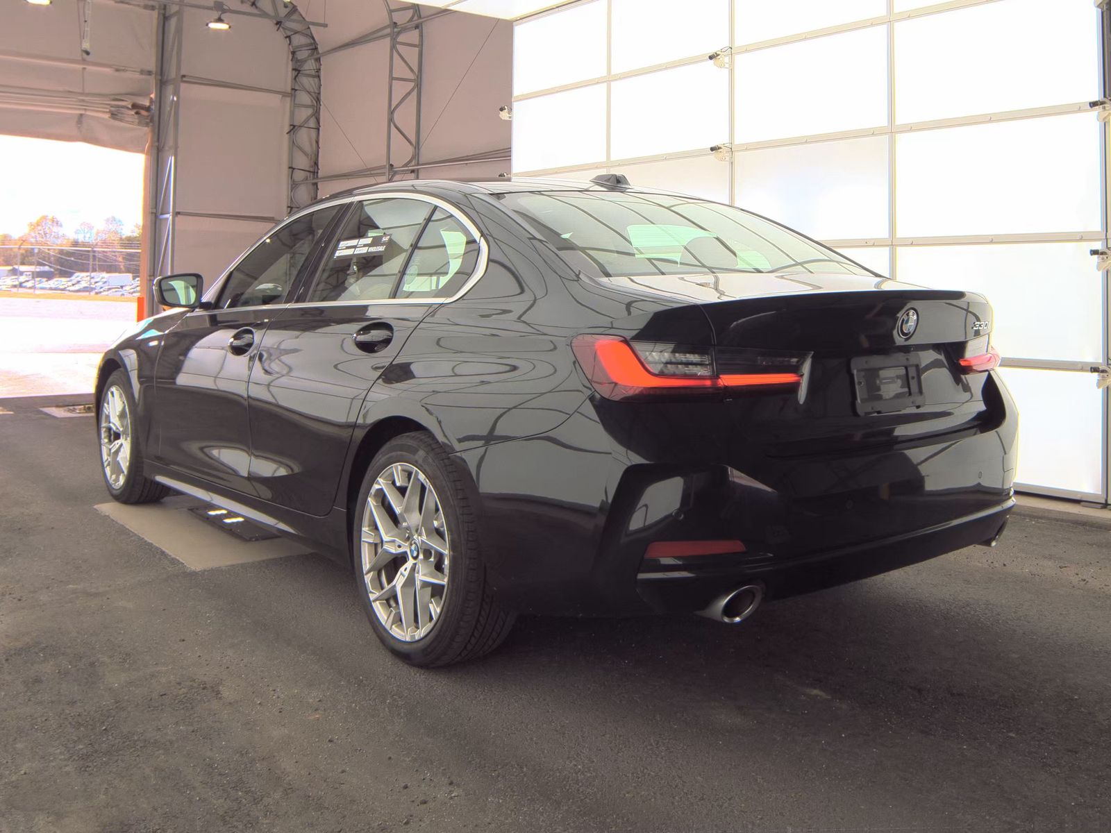 2025 BMW 3 Series 330i RWD