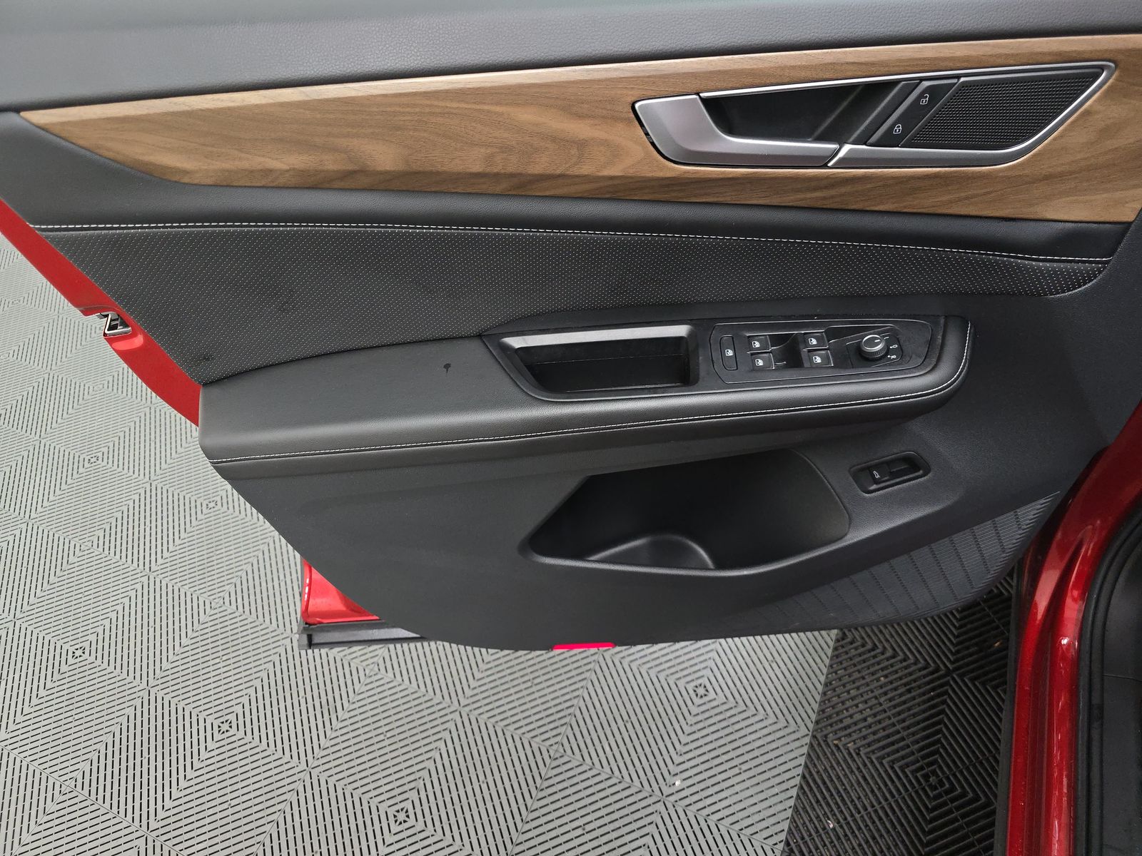 2024 Volkswagen Atlas 2.0T SE AWD