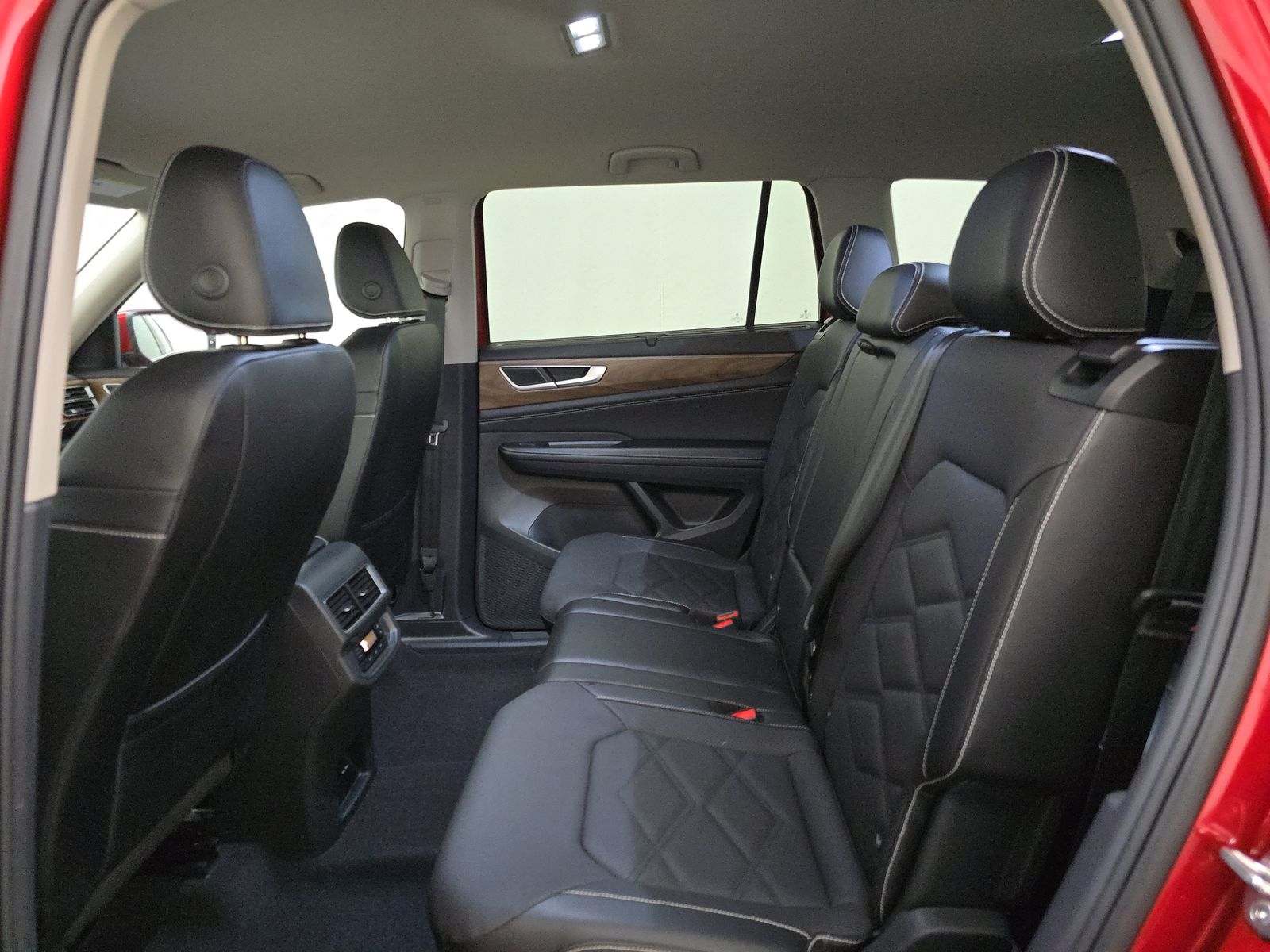 2024 Volkswagen Atlas 2.0T SE AWD